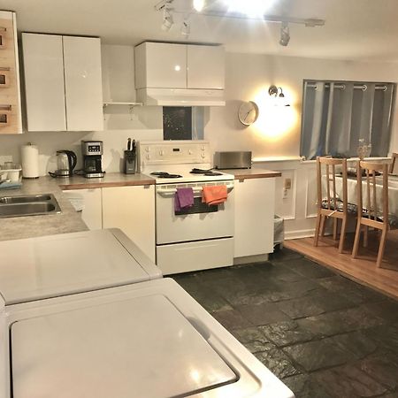 Heart Of Kitsilano Area,5 Mins Walk To Kits Beach,No Share With Other People Stay Vancouver Exterior foto